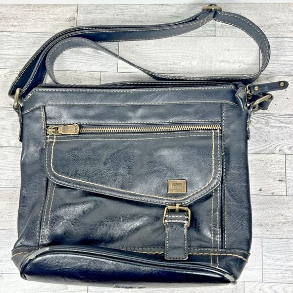 BOC Born Black Faux Leather Crossbody Bag Shoulder Purse Zipper Snap Pockets - Picture 1 of 16